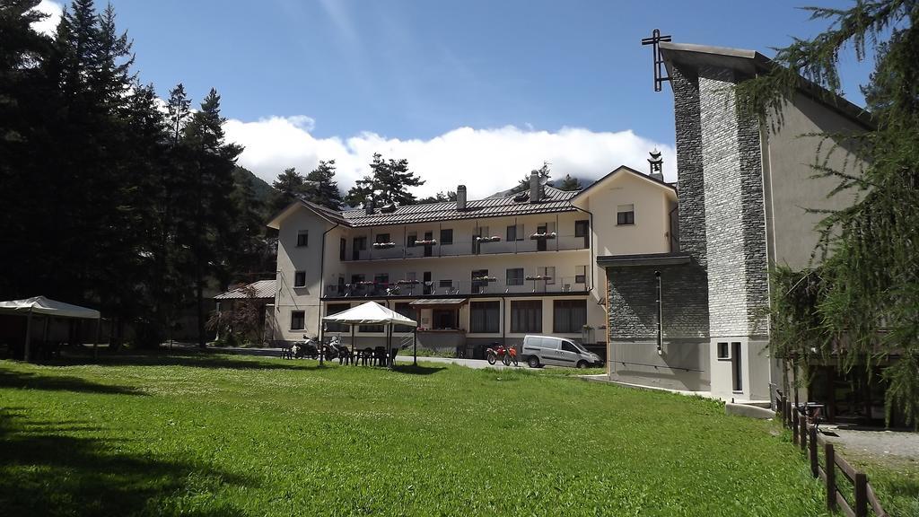 Hotel Casa San Francesco Bardonecchia Exteriér fotografie