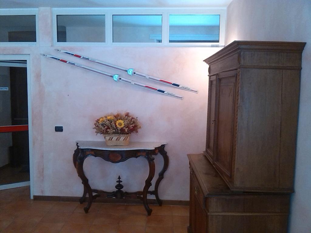 Hotel Casa San Francesco Bardonecchia Pokoj fotografie