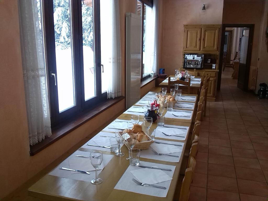Hotel Casa San Francesco Bardonecchia Pokoj fotografie