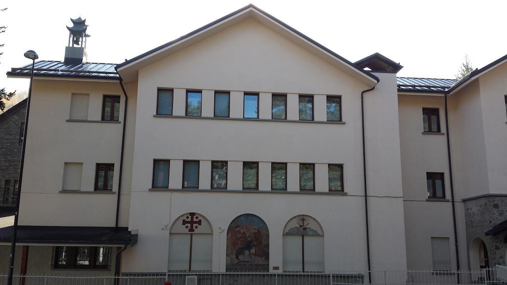 Hotel Casa San Francesco Bardonecchia Exteriér fotografie