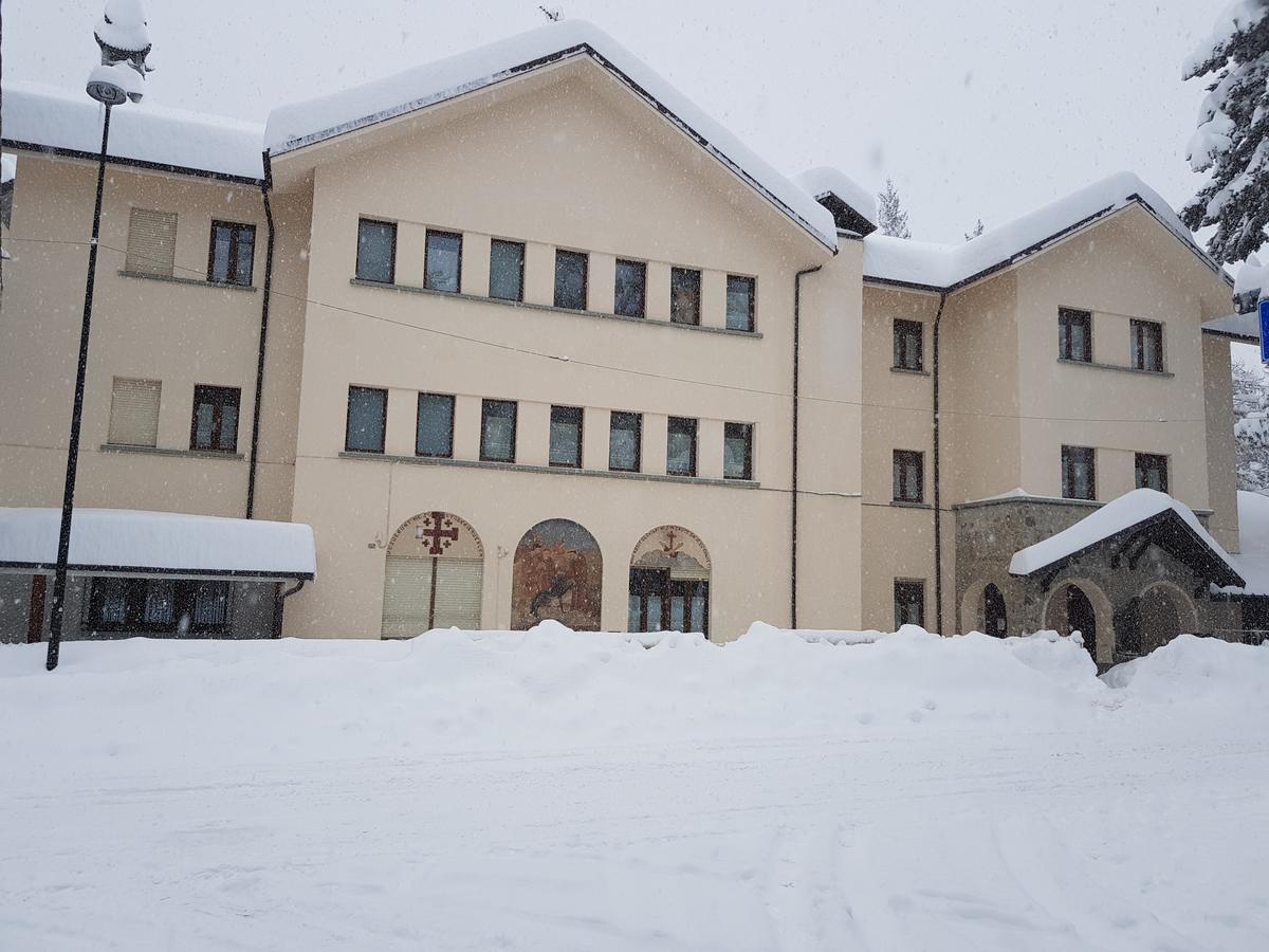Hotel Casa San Francesco Bardonecchia Exteriér fotografie