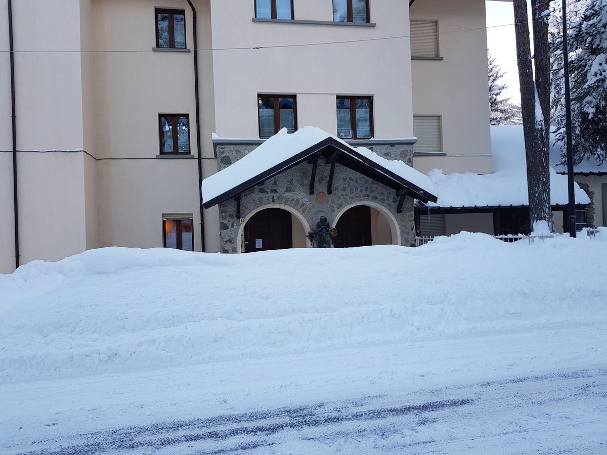 Hotel Casa San Francesco Bardonecchia Exteriér fotografie