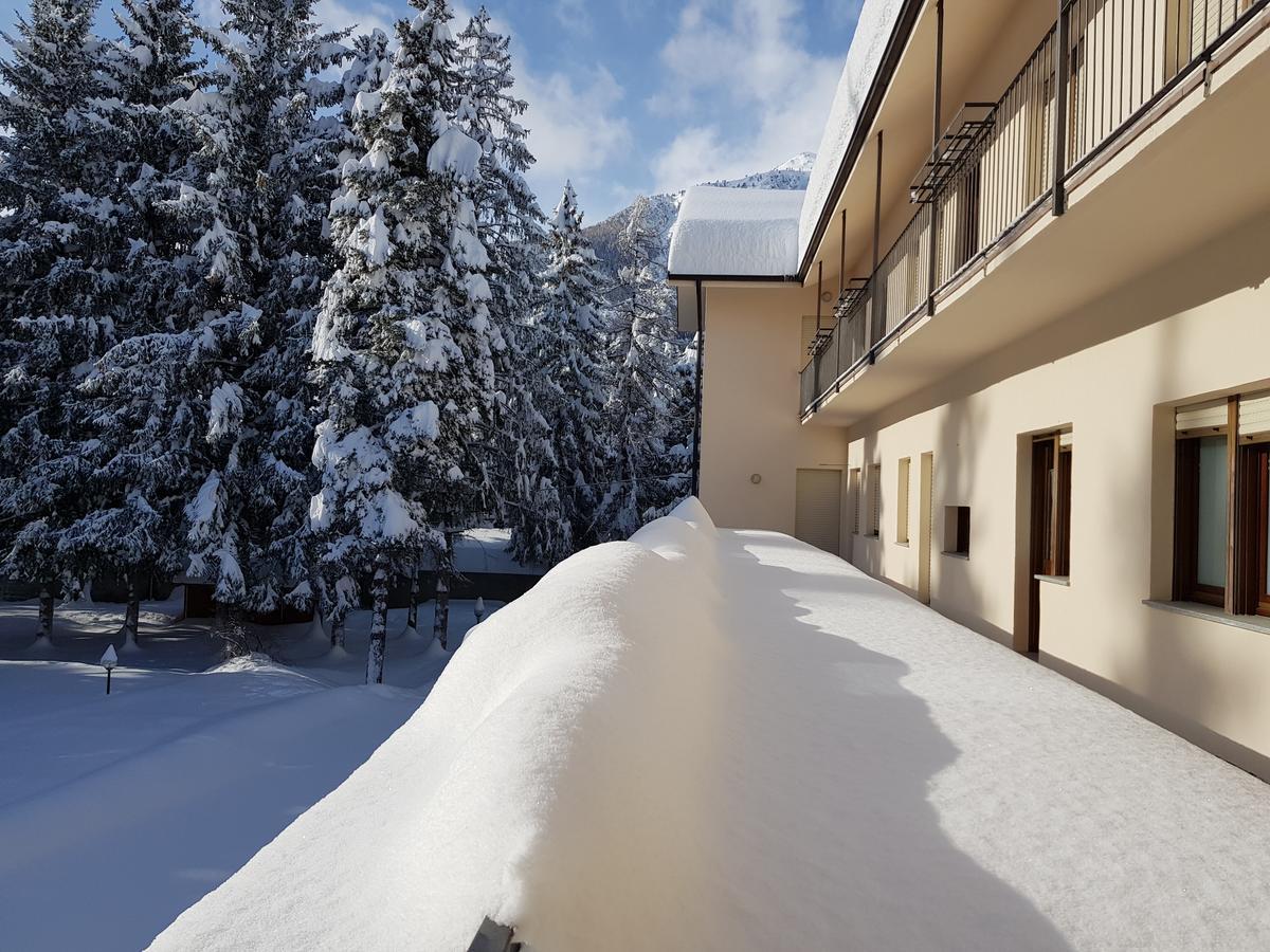 Hotel Casa San Francesco Bardonecchia Exteriér fotografie